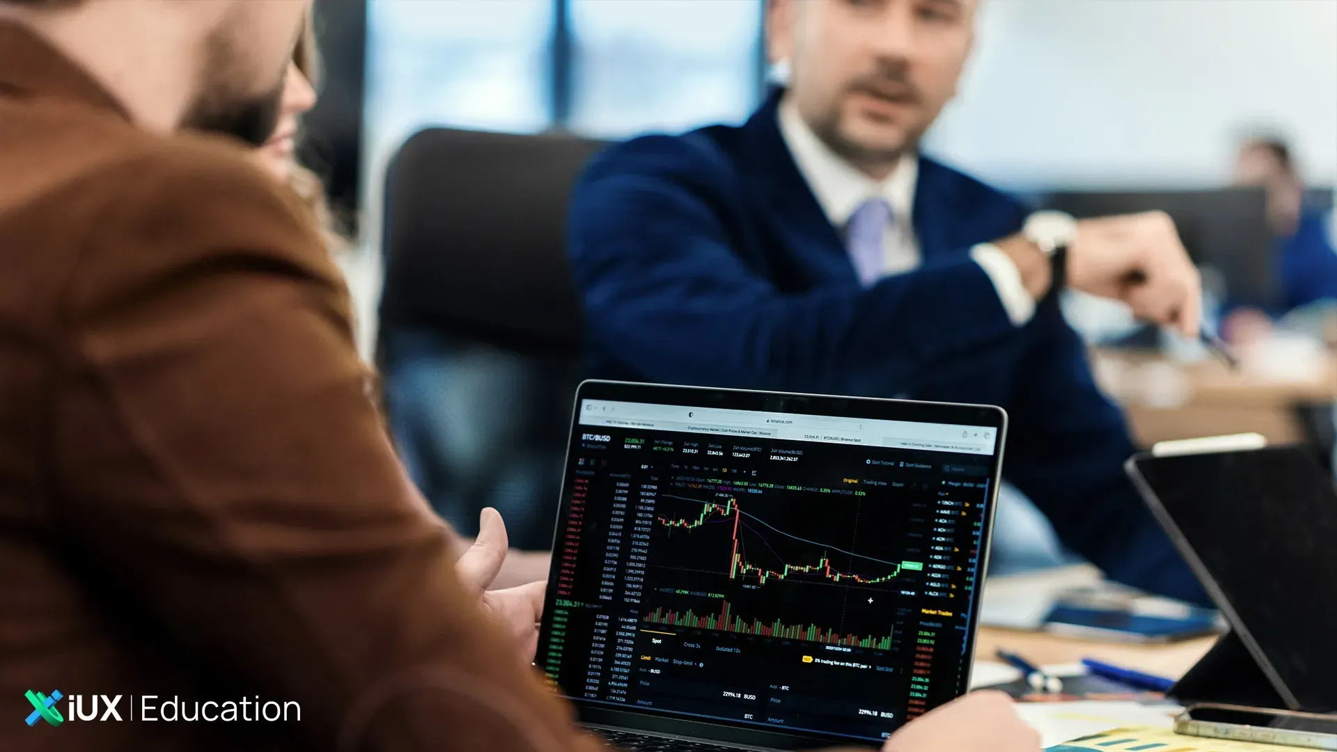 How to Balance Leverage with a Diversified Portfolio illustration