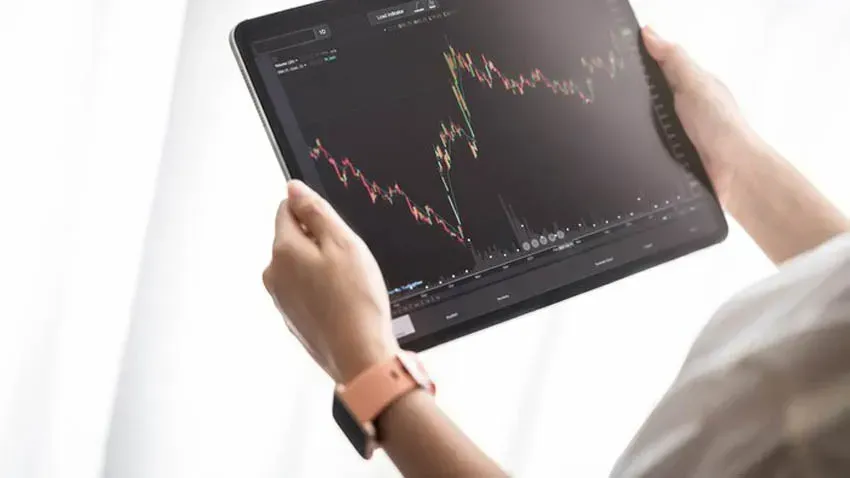 Comparing U.S. vs. European Stock Indices: What Every Investor Should Know illustration