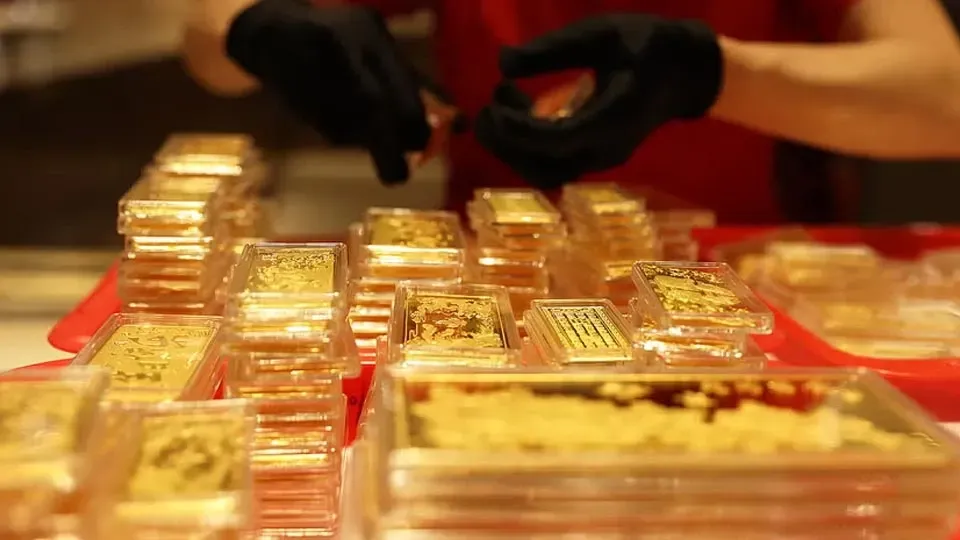 How to Start Investing in Gold for Beginners illustration