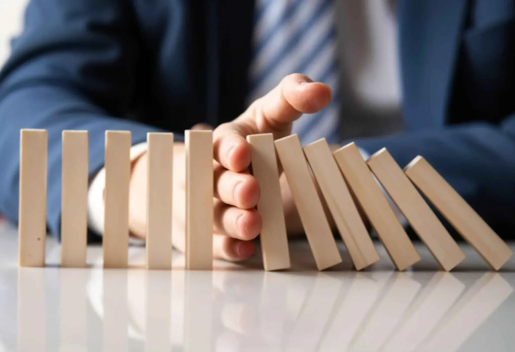 Effective Risk Management in Gold Trading: Strategies for Success illustration