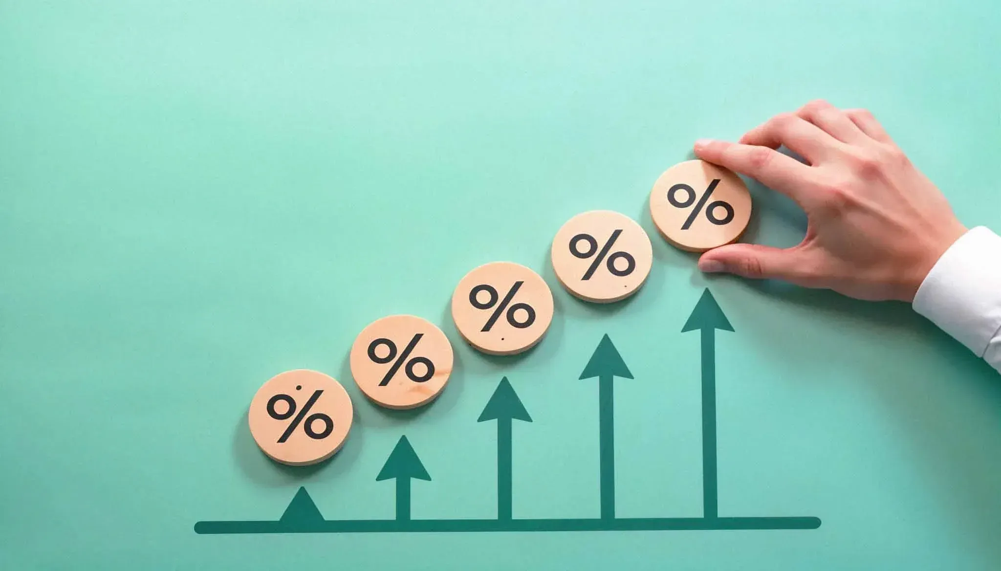 5 Key Factors That Influence Gold Prices and Trading illustration