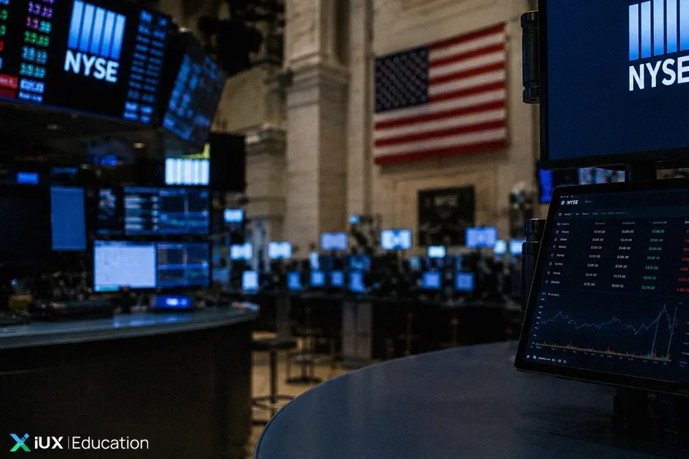 Why Gold, Stocks, and Crypto Respond Differently to Economic Uncertainty in 2026 illustration